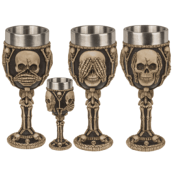 Totenkopf Becher aus Kunstharz mit Edelstahleinsatz – drei Schädelmotive