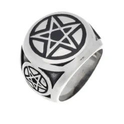 Edelstahlring mit Pentagramm – massiver Biker Ring aus Edelstahl